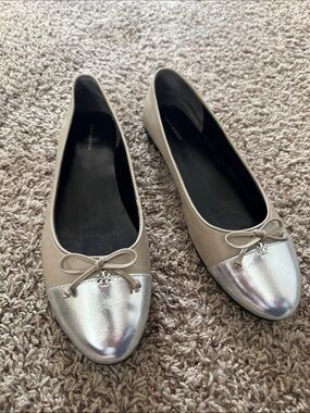 Tory Burch Cap-Toe Leather Ballet Flats in Oyster/Silver